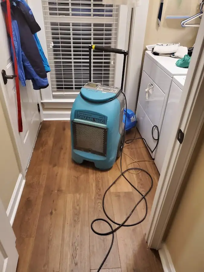 Commercial dehumidifier deployed for Flood Damage Cleanup in Westwego